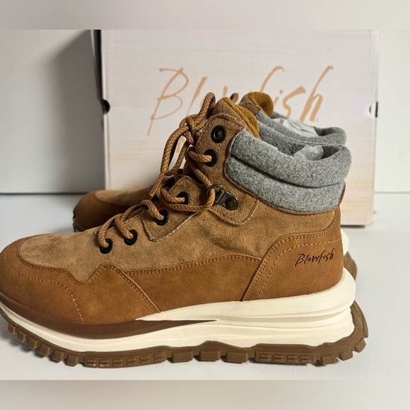 Blowfish Malibu Lodge Sneaker Boot Tan Ranger Microsuede Flannel - Picture 5 of 11